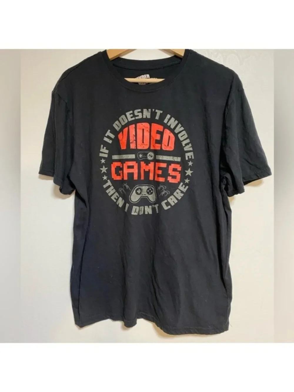 “If It Doesn’t Involve Video Games Then I Don’t Care” Graphic Tee – Size L - Picture 2 of 5